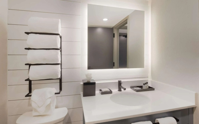Graystone Lodge, Ascend Hotel Collection