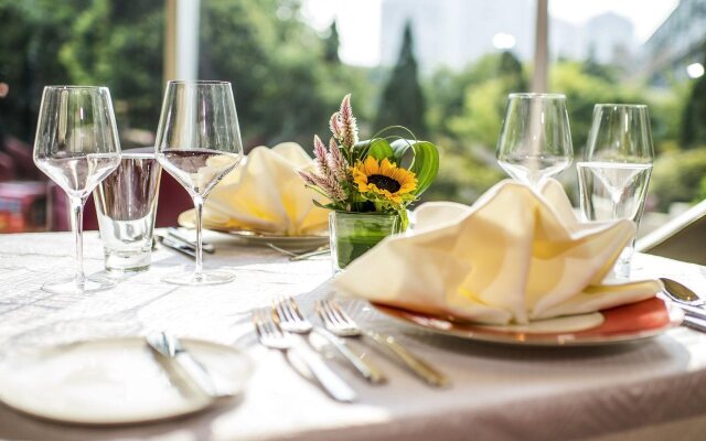 Pullman Linyi Lushang