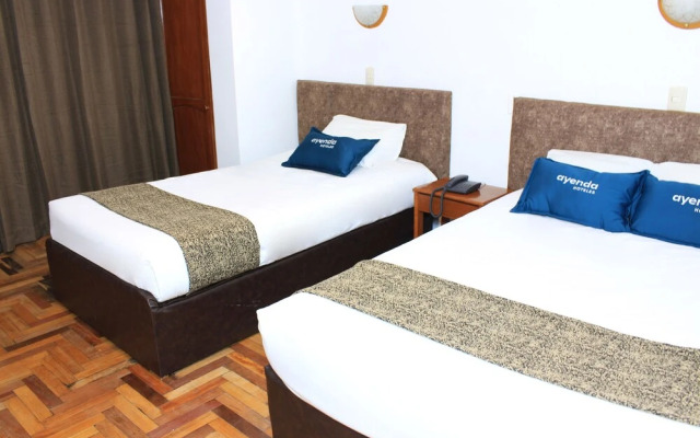 Hotel Pumas Inn