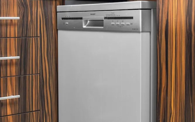 Luxe Marina View Retreat - 2BDRM