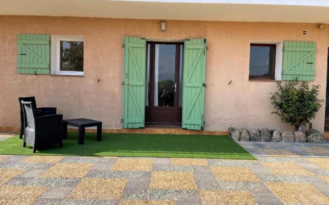 Appartement dans résidence avec piscine