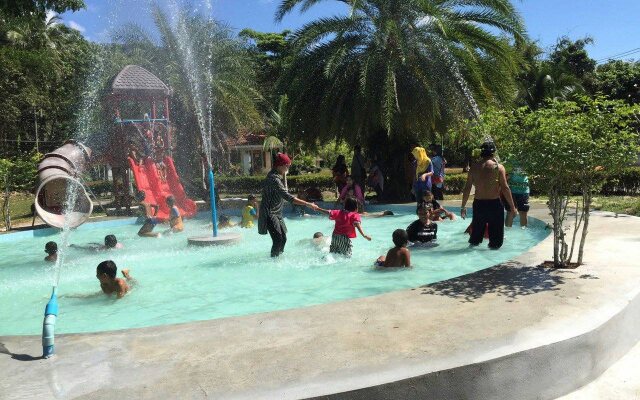 Ranong Resort & Laguna
