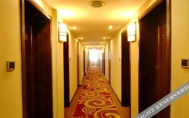 Magnolia Hotel
