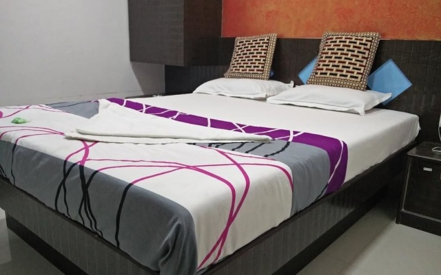 Hotel Sion Residency – Guest Rooms – Mumbai