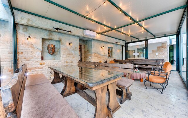 Barjaktar Boutique Hotel
