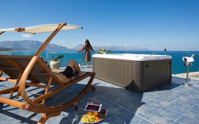 Marina Holiday Resort & Spa