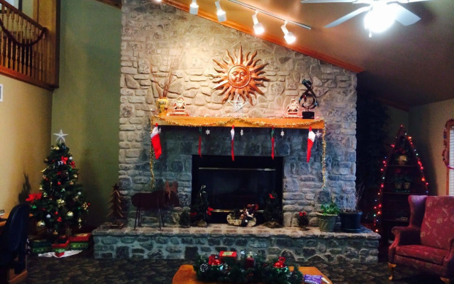 Regency Inn And Suites