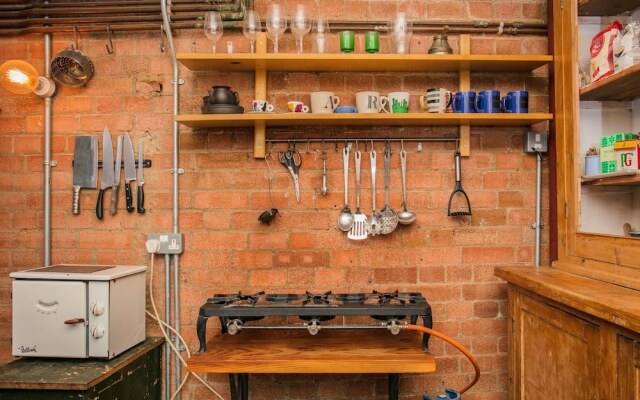 Spacious Loft In Hackney