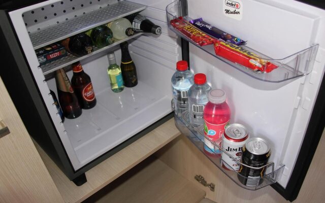 The Aspen & Apartments