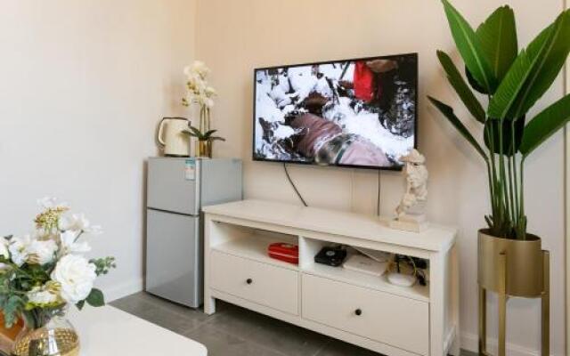 Xi'an Beilin·Yongning Gate· Locals Apartment 00140400