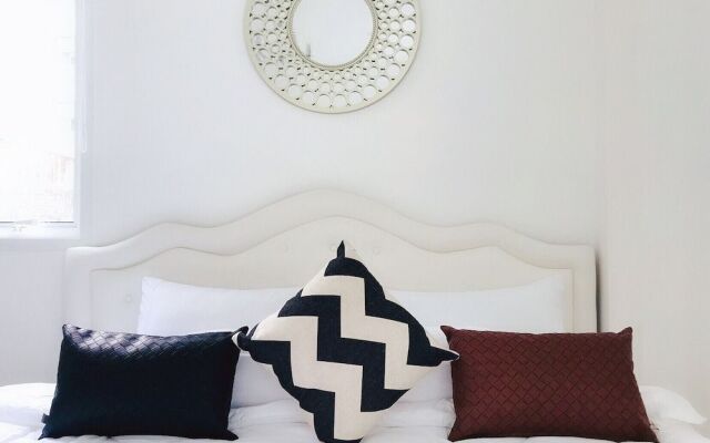 Bangkok Pearl Ekkamai