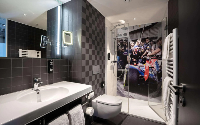 V8 Hotel Köln