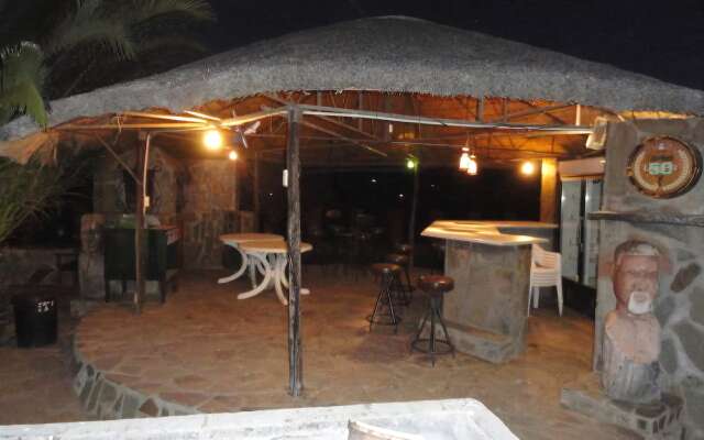 Airport Lodge