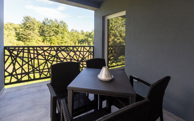 Apartments Cetri Hrasta
