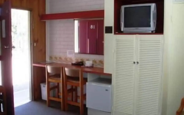 Mayfield Motel