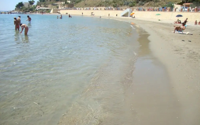 Two Room Apartment Near the Beach