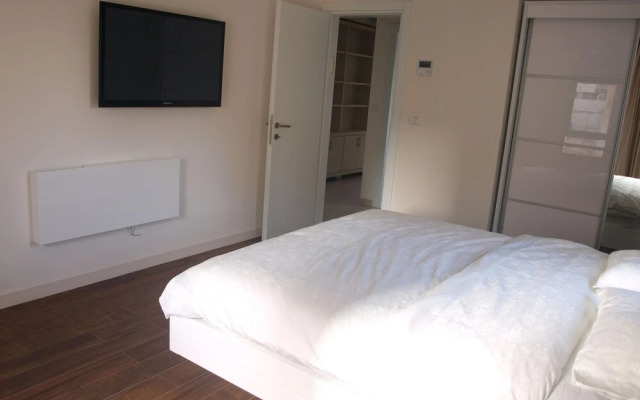 MBH6 - 12 Maavar Beit Haknesset - Jerusalem-Rent