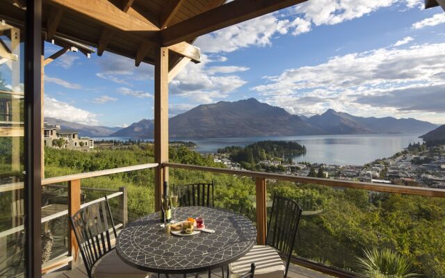 Queenstown Heights