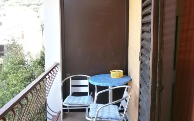 Apartments by the sea Podgora, Makarska - 12326