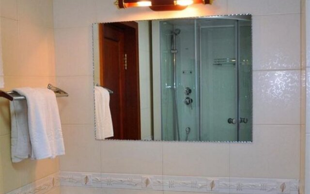 Dongfang Hotel