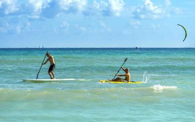 Ocean Riviera Paradise -Daisy Family Club