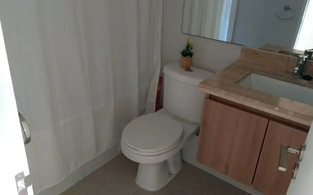 Depto. Av Pacífico Laguna del Mar