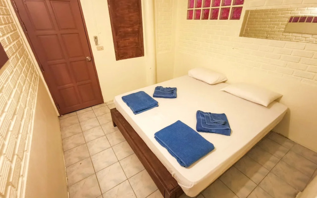 Jaya Hostel & Guesthouse