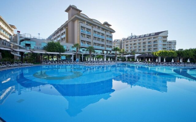 Aydinbey King's Palace & Spa - All Inclusive