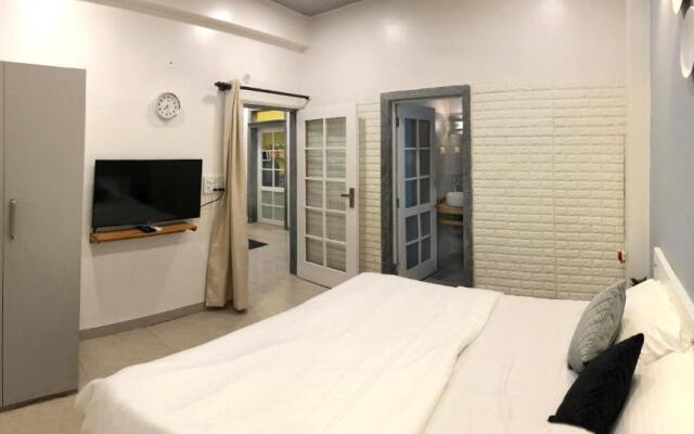 House 44 2BHK