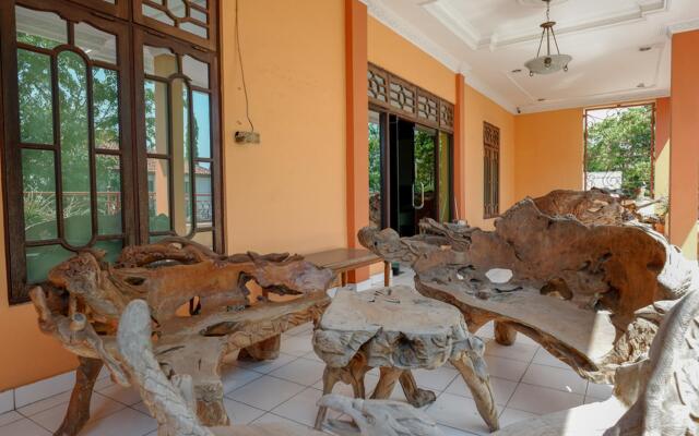 Puspa Indah Guesthouse RedPartner