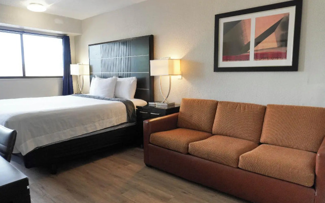 Boardwalk Suites Baton Rouge