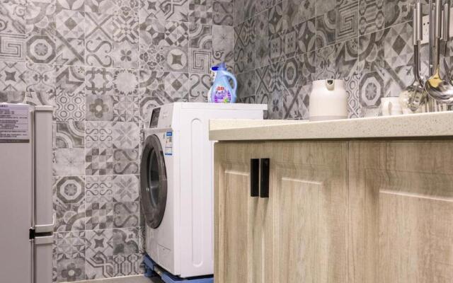 Wuhan Wuchang·Happy Valley· Locals Apartment 00121930