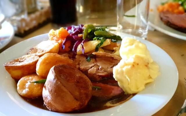 Padstow Escapes - The Long Room Luxury Apartment