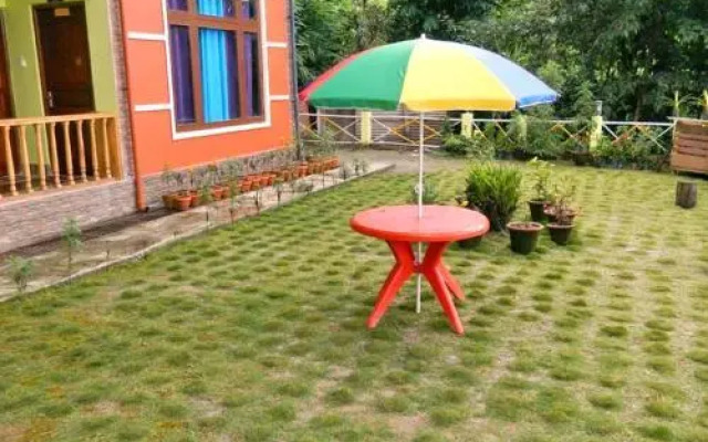 The Red Mud Chalet