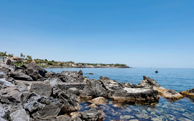 Sunrise Apartment II by Wonderful Italy