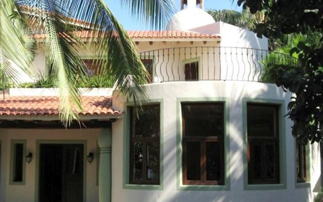 Casa Mariposas