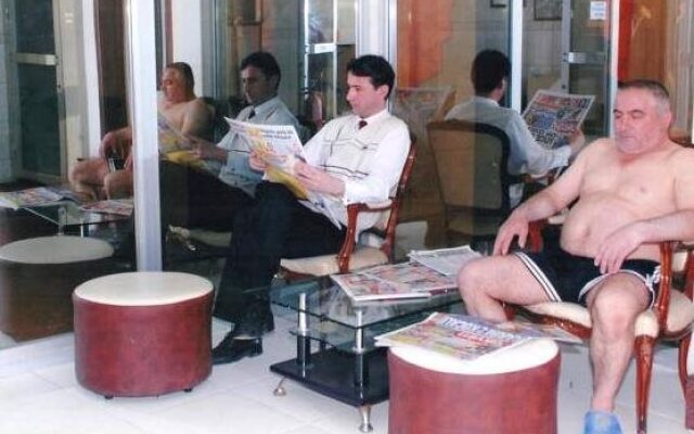Ozgur Hotel