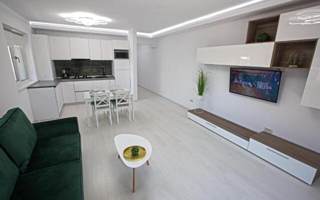 N7 - Mamaia Nord Apartment