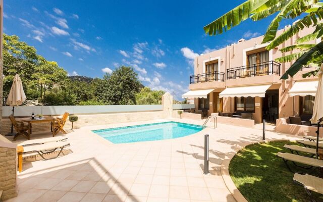 You can Have a Grand Vacational Experience by Staying Here