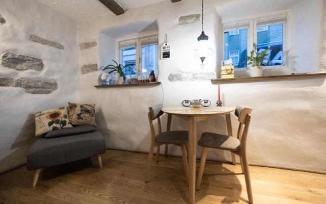Like Home Apartments Salme 31