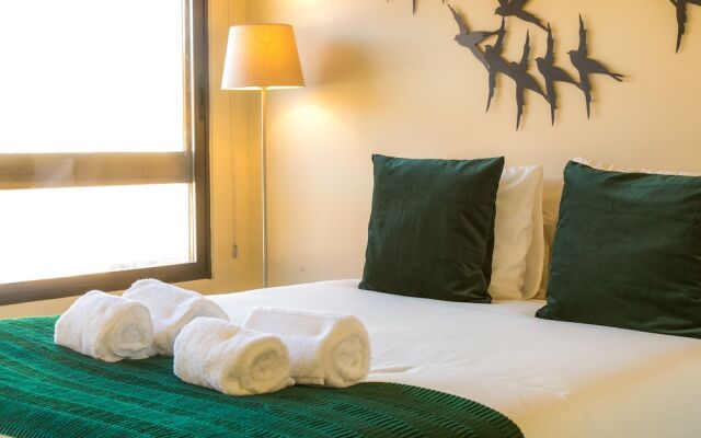 Liiiving In Porto – Boavista Sunny Apartment