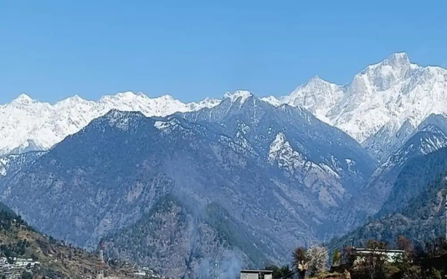 Yashasvi Himalayan Resort