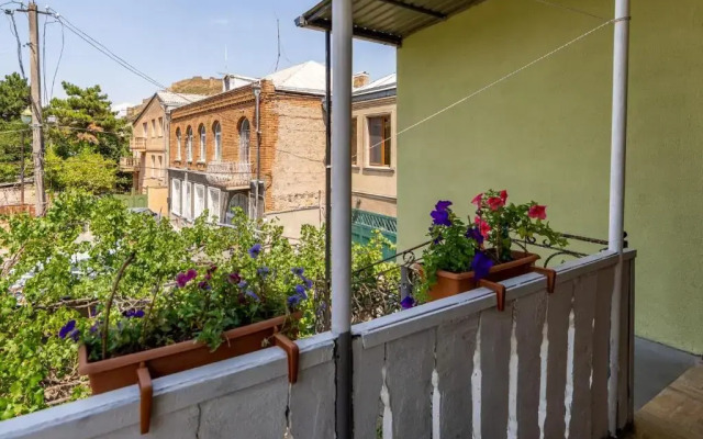 Tsera Hostel