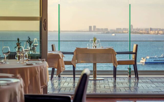 Swissotel Buyuk Efes Izmir