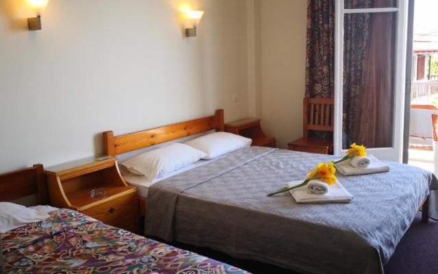 Taradella Hotel