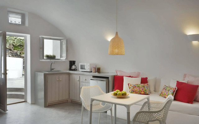Naftilos Houses