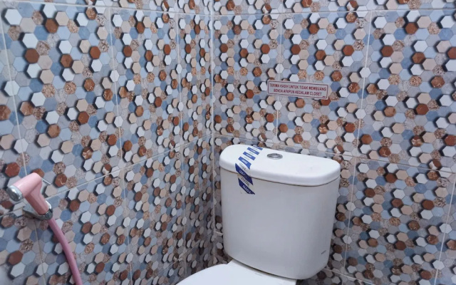 NamRoom at Jatiwaringin – Bathroom – Jakarta
