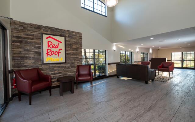 Red Roof inn Plus