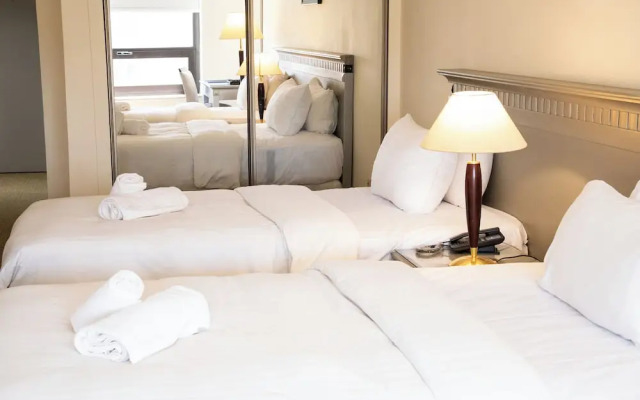 Armada Avenue Hotel
