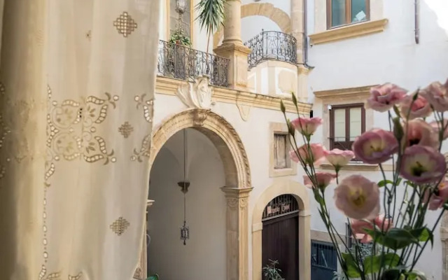 Palazzo Santa Ninfa - Luxury Mansion